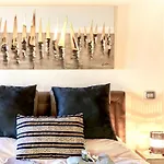 فندق مبيت وإفطار La Vecchia Scuola 4*