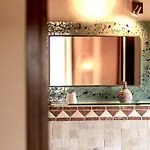 La Vecchia Scuola 4* Montefano