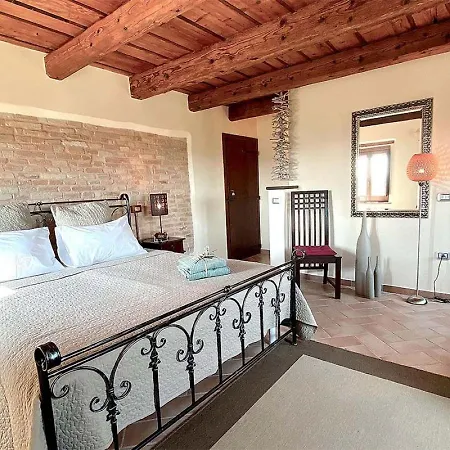 La Vecchia Scuola Bed & Breakfast Montefano