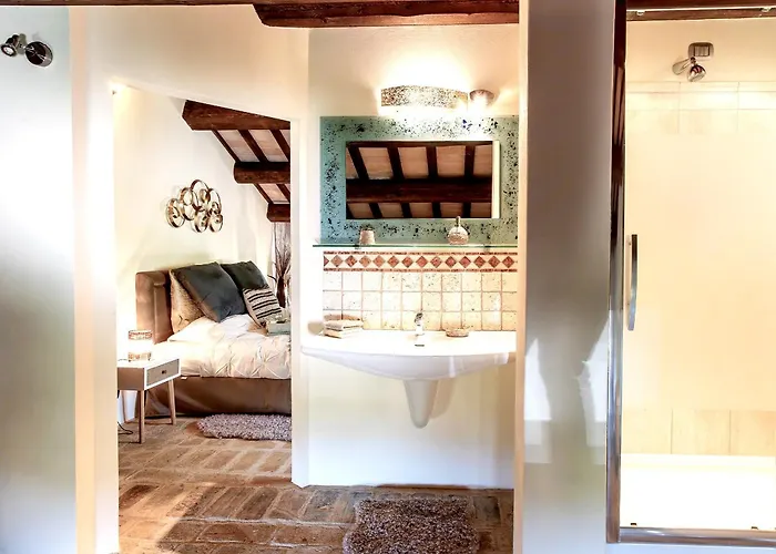 La Vecchia Scuola Bed & Breakfast Montefano